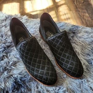 NWOT Jax & Bard Black Quilted Women's Loafers